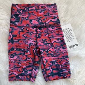 Lululemon size 2 wunder train 8 in shorts- nwt